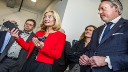 Minister trapt op de rem bij SIDN-verhuizing naar Amazon