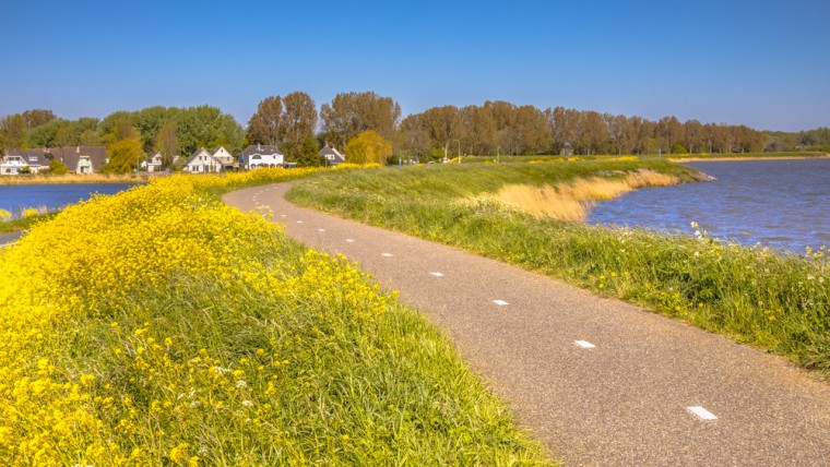 Slome start van noodzakelijke dijkverzwaring