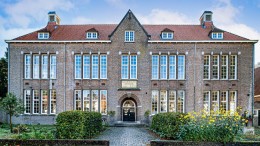 Monumentaal schoolgebouw getransformeerd tot moderne leeromgeving