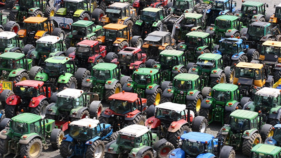 boerenprotest-in-brussel---shutterstock-13907656.jpg