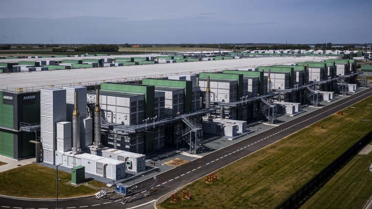 D66 wil opheldering over illegale bouw Microsoft
