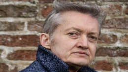 Maxim Februari over de datadrift van de overheid