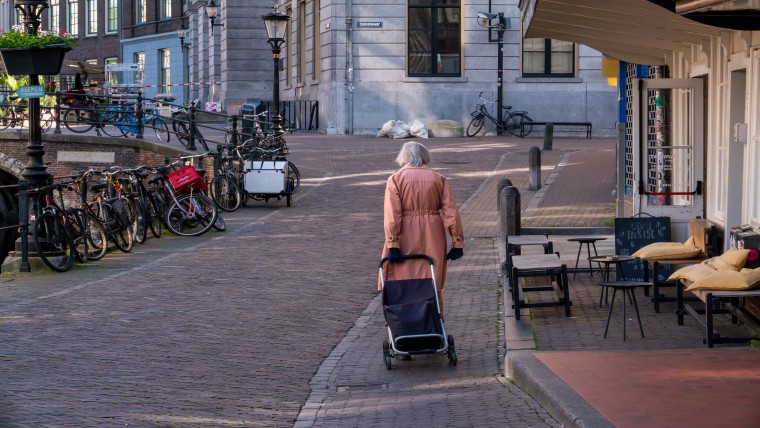 ‘In de zomer ligt het sociale leven stil’