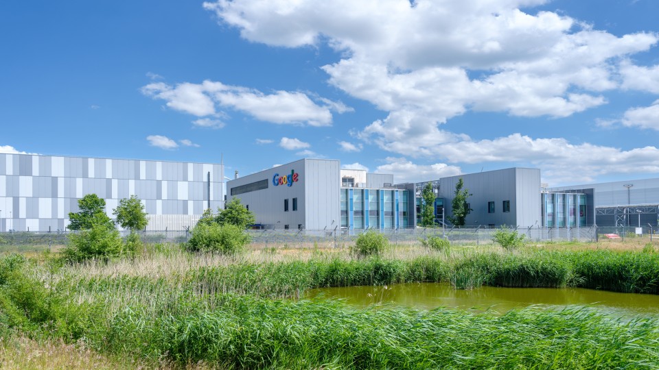 Het Google Datacentrum in de Eemshaven in Groningen.