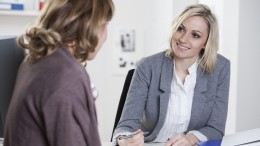 Waarom een maandelijkse hercontrole bij schuldhulp?