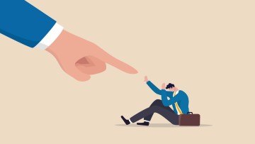 ‘Uitermark praat ambtenaren problemen aan die er niet zijn’
