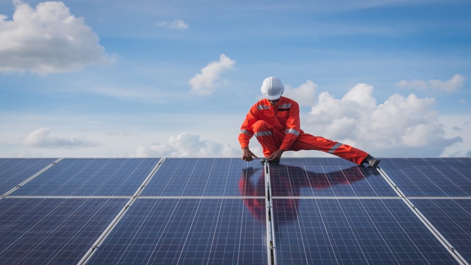 zonnepanelen-installeren.jpg