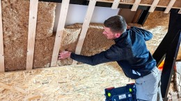 Amsterdamse rijksmonumenten isoleren met natuurlijke materialen