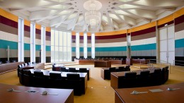 Extraparlementair besturen is geen toverformule