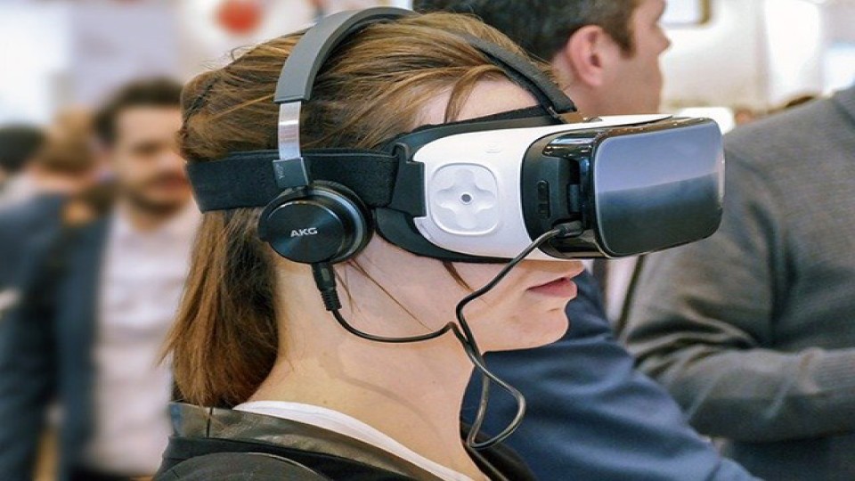 vr-bril---pixabay--1992973-640.jpg