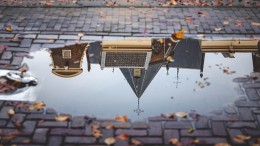 Hergebruik van straatstenen: 8 keer het Ajax-veld