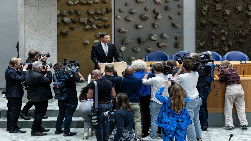 Pers rond minister Eelco Heinen van Financiën op Prinsjesdag.