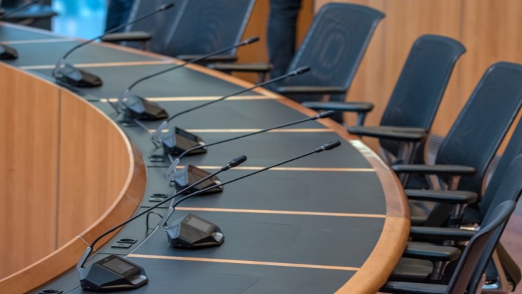 Commissieleden willen maandelijkse vergoeding