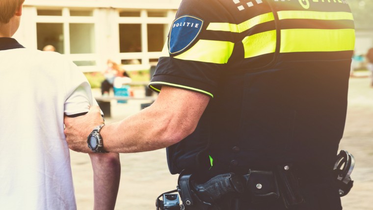 Haags raadslid wil vertrouwen herstellen met lik-op-stuk-weken