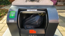 Voorschoten behield afvaldata te lang