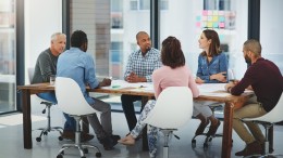 Start nu eens niet met het opleiden en trainen van je medewerkers…