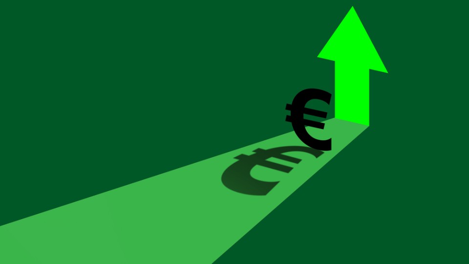 De vakbond eist van gemeentelijk werkgevers prijscompensatie