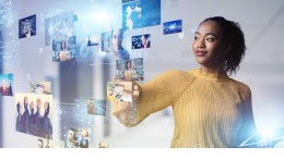 Van Huffelen: 'Wij delen de zorgen over AI'