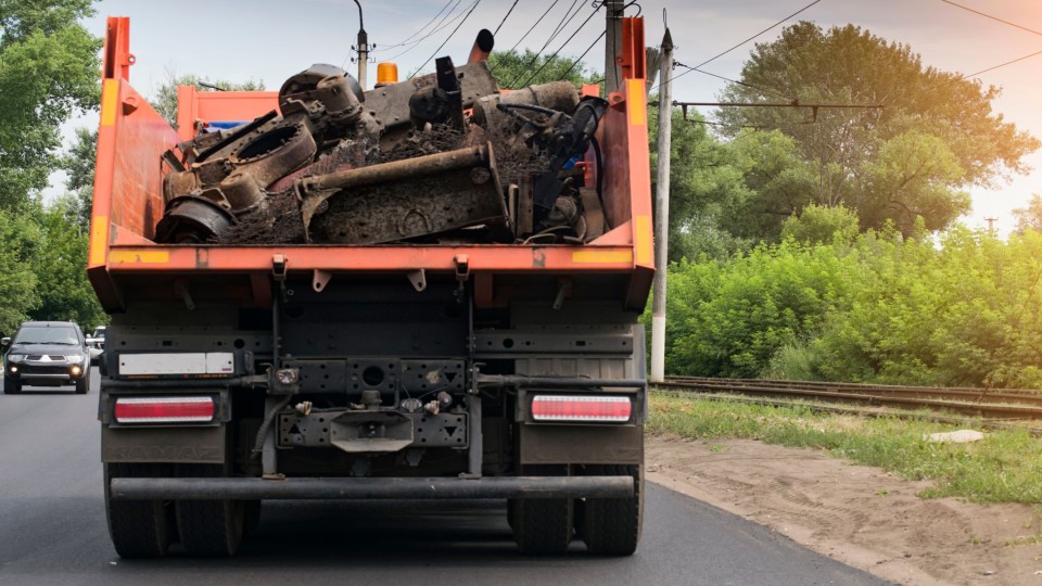 vrachtwagen met afval