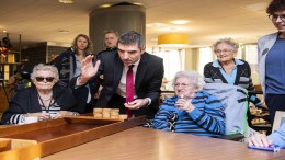 Zorgen over schrappen maatschappelijke diensttijd