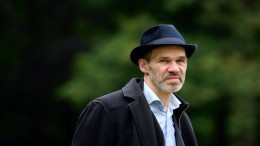 'Provincies missen de politieke moed'