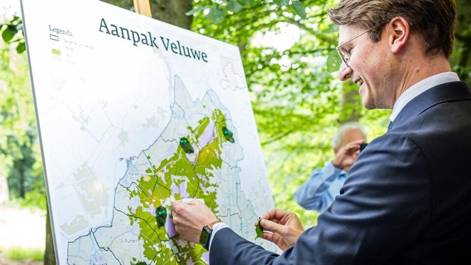 Landbouwminister Jaimi van Essen kortgeleden tijdens een bezoek aan Gelderland.