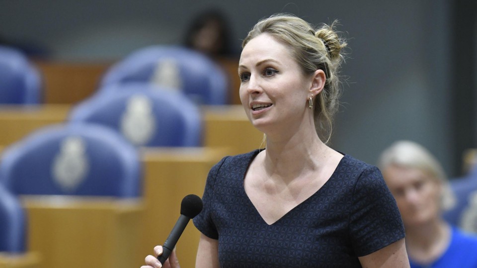 Queeny Rajkowski (VVD) in debat in de Tweede Kamer
