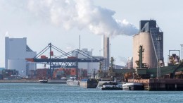 Helft Nederlanders pleit voor stop op fossiele investeringen