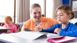 Hoe ondersteun je medewerkers met jonge kinderen?