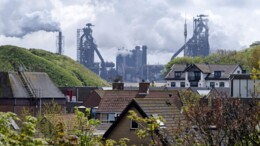Overheden verhogen druk op vervuilend Tata