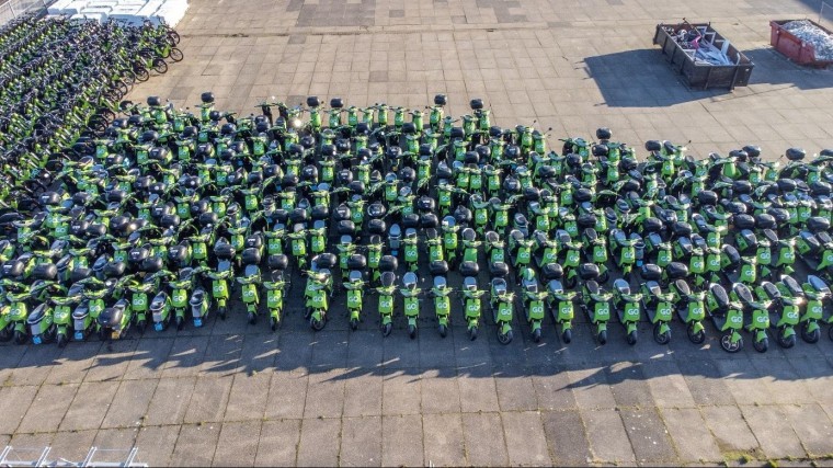 Stalling deelscooters kost Hollands Kroon zeker zes ton