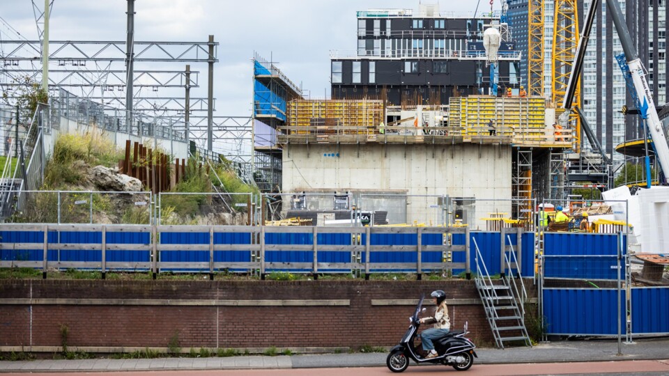 Gedeputeerde slaat alarm over bouw sociale huurwoningen.