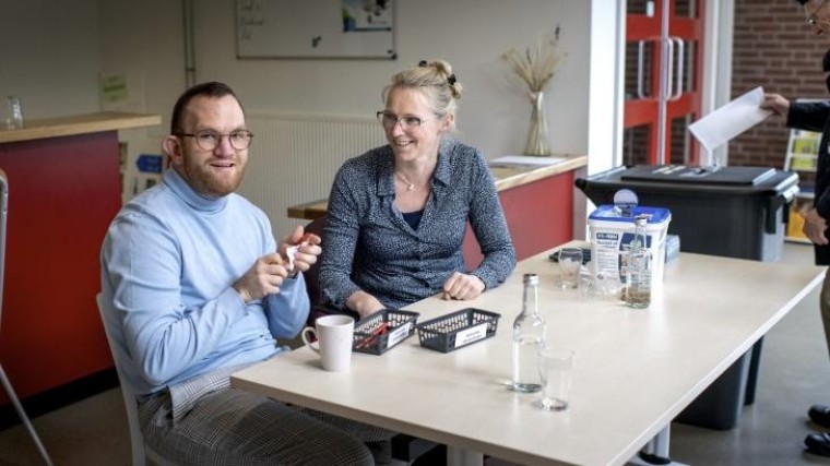 Uitermark: Meer mensen met beperking in stembureaus