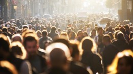 Nederlandse bevolking groeit nog steeds minder hard