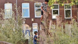 Spelen in 46 graden op het schoolplein