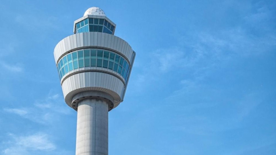 Schiphol - luchtverkeersleidingstoren