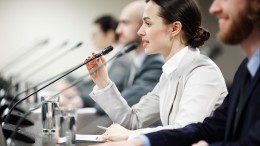 Waarom digitale klonen de toekomst zijn voor het politieke debat