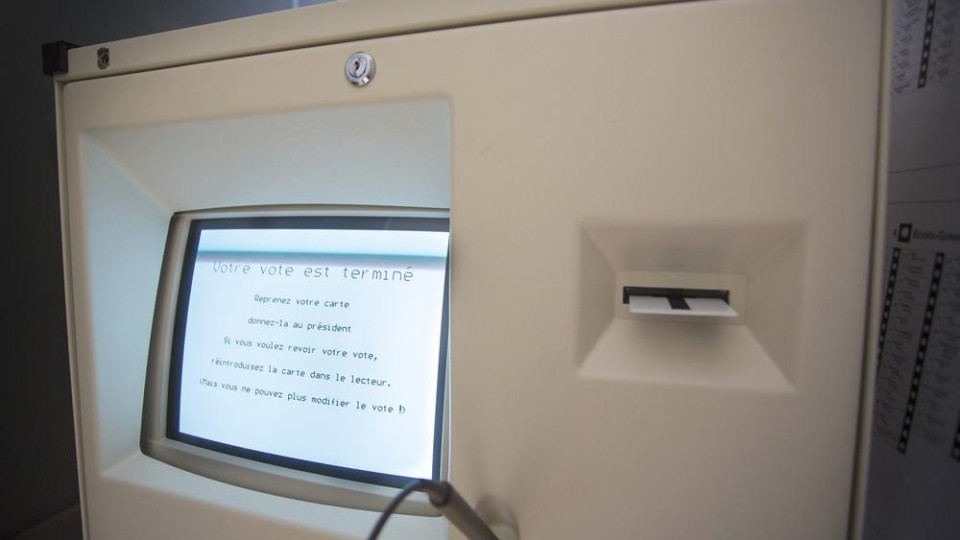 Stemcomputer van Smartmatic die sinds 2012 in België wordt gebruikt