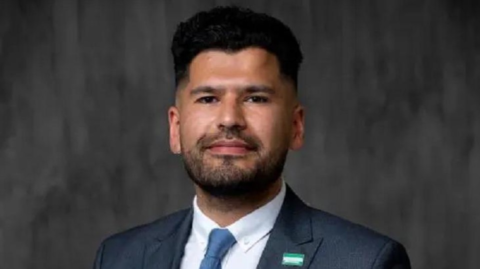 Wethouder Esen Yigit foto Eric Fecken