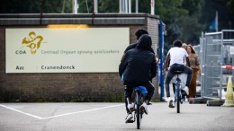 Gemeenten met veel asielzoekers steunen spreidingswet