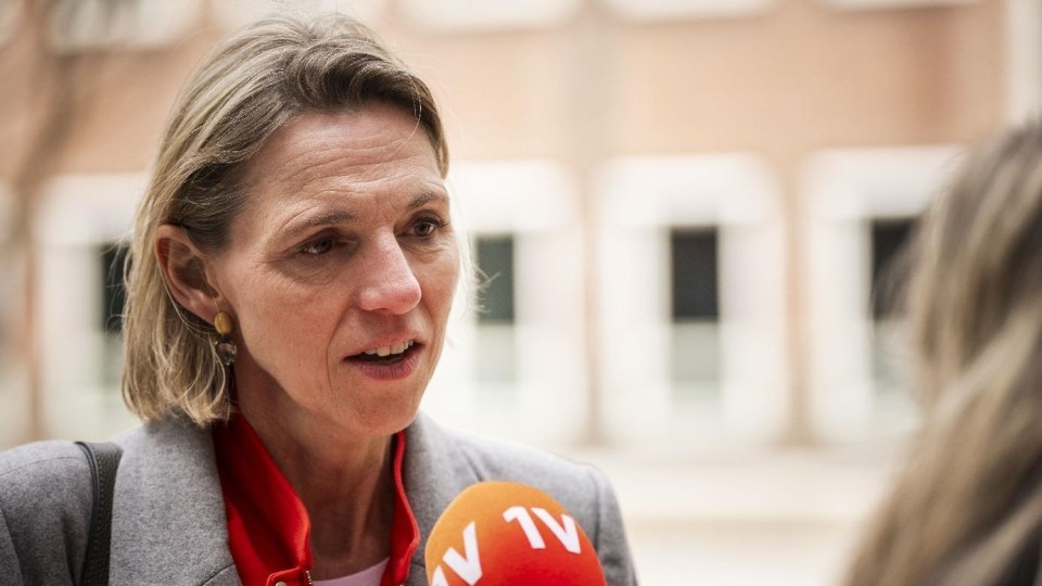 Minister van Langdurige Zorg Mirjam Sterk (CDA) staat de pers te woord voorafgaand aan de wekelijkse ministerraad 