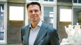 Let tijdens netwerken ook op de roddels, tipt de hoogleraar