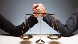 Procederen tegen het rijk? Veel succes!                     