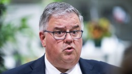 'Eén regie voor opvang Oekraïners en asielzoekers'