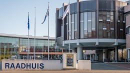 Te vroeg bezuinigd? Raden twijfelen door overschotten