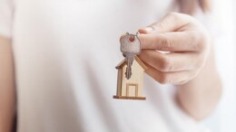 Ridderkerk weer naar RvS in conflict met provincie over woningen