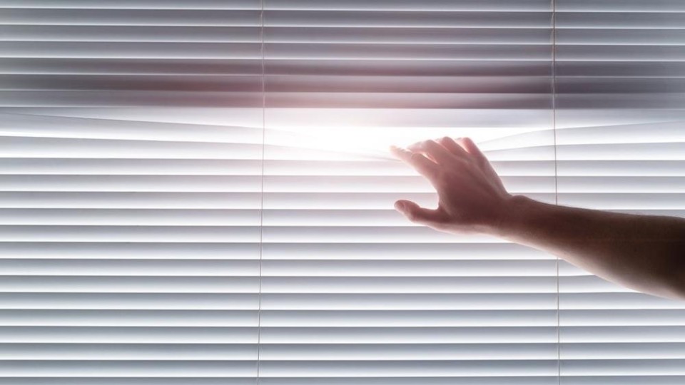 Gluren naar de buren