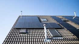 Opwek schone energie blijft stagneren, regio's willen doorbraken
