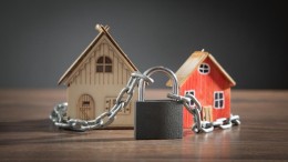 Lochem vergoedt extra sloten azc-omwonenden  