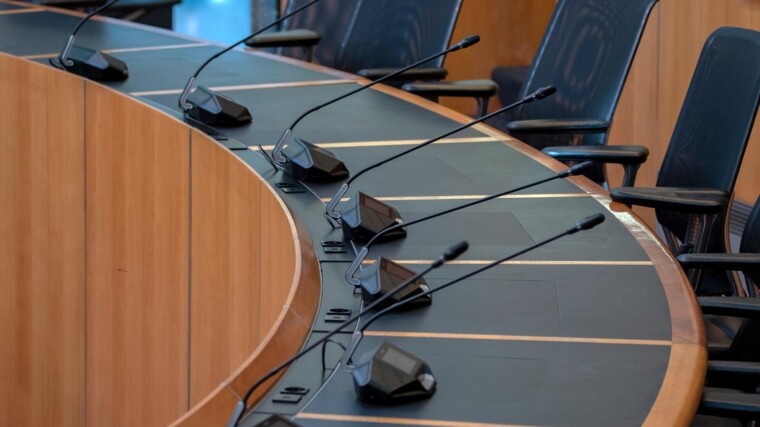 Essay: Tien jaar op de publieke tribune